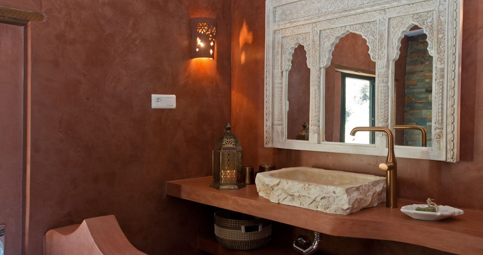 Moorish bathroom interior